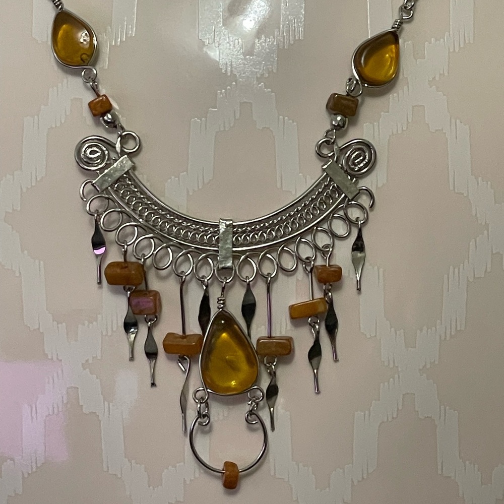 Ornate Amber and Crystal Pendant‎ Necklace - Handmade from Thailand - Picture 2 of 4